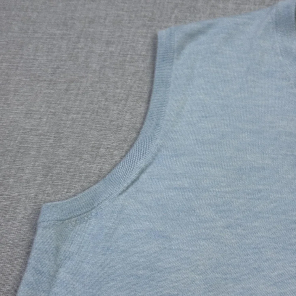 Peter Millar Merino Wool Golf Sweater Vest Mens Large Blue V-Neck Sleeveless